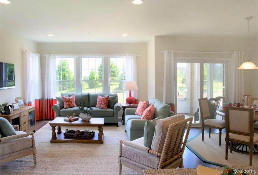 24727 Ivy Road, Unit 44 Novi, MI 48375 - Photo 3 of 12 Gallery Image 3