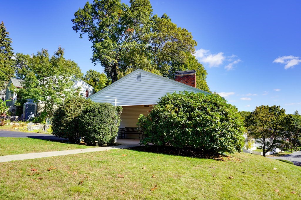 139 Winchester Road Arlington, MA 02474 - Photo 24 of 26 Gallery Image 24