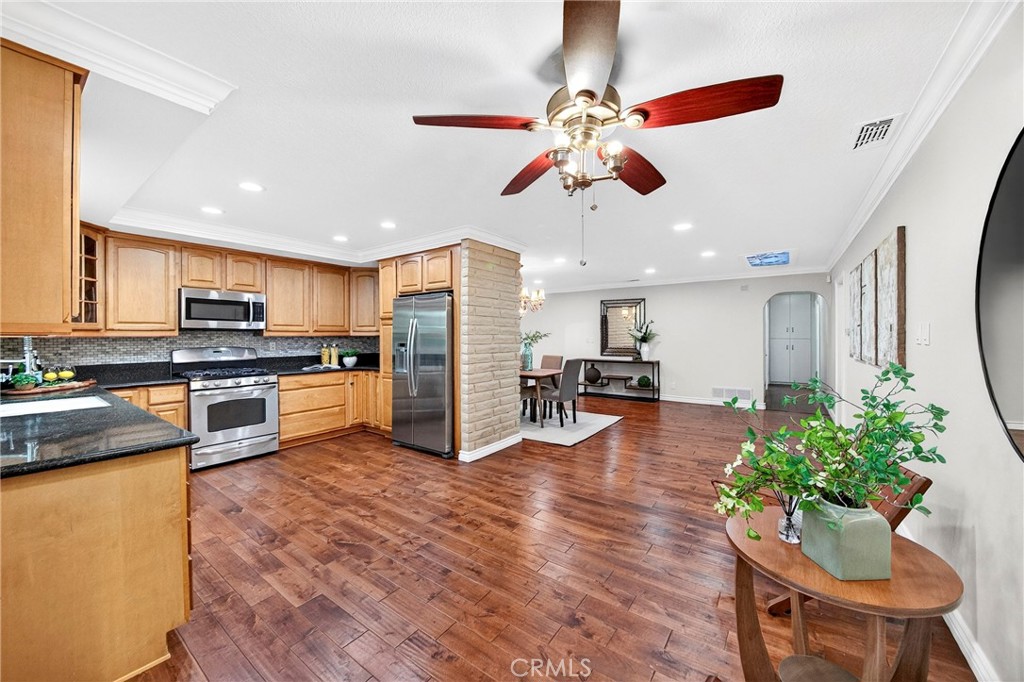 1261 Brian Street Placentia, CA 92870 - Photo 19 of 61