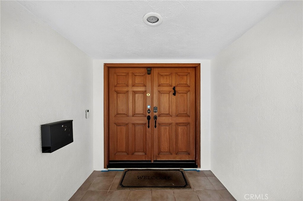 1261 Brian Street Placentia, CA 92870 - Photo 3 of 61