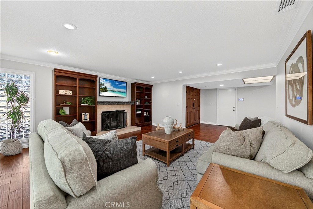 1261 Brian Street Placentia, CA 92870 - Photo 7 of 61