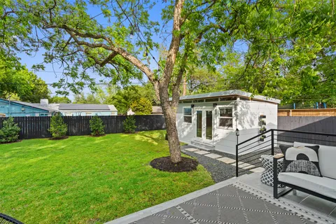 $1,495,000 | 5721 Louise Lane, Austin, TX 78757