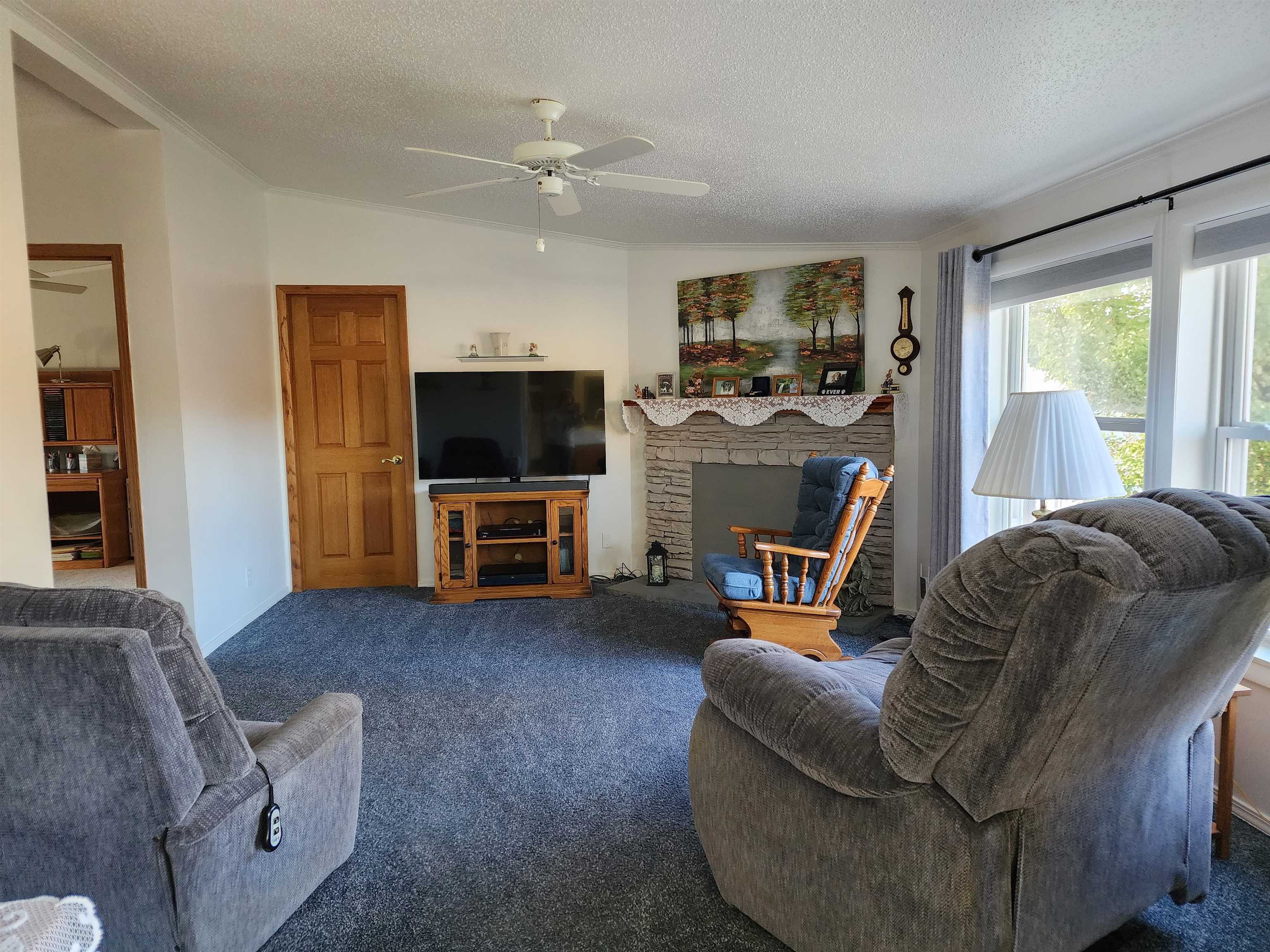82 West Cody Estey Road Pinconning, MI 48650 - Photo 9 of 28