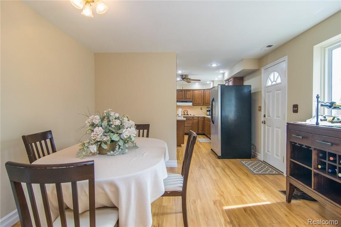 5628 John R Road Troy, MI 48085 - Photo 9 of 62 DSC_2724.jpg