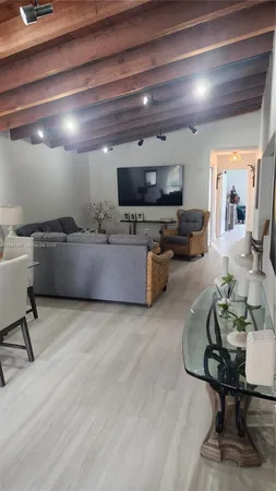 $395,000 | 6231 Southwest 116th Place, Unit C, Miami, FL 33173