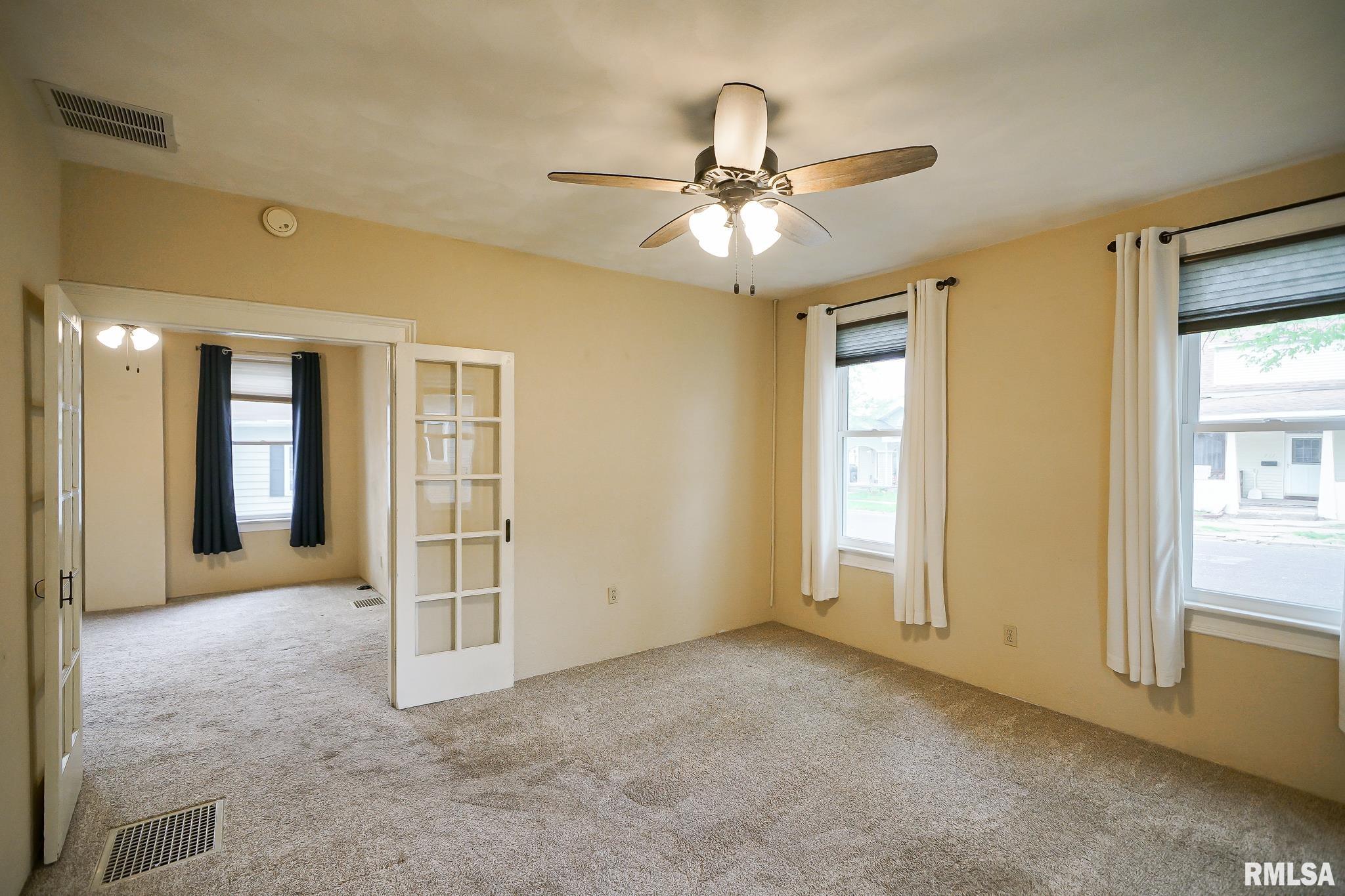 914 Henrietta Street Pekin, IL 61554 - Photo 24 of 61