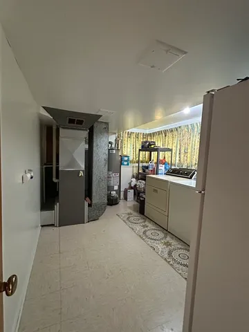 $450,000 | 410 Garwood Drive, Mount Prospect, IL 60056