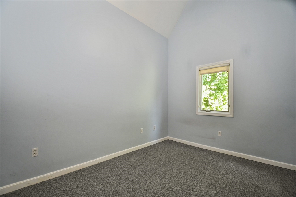 15 B Gates Road Worcester, MA 01603 - Photo 20 of 28 Gallery Image 20