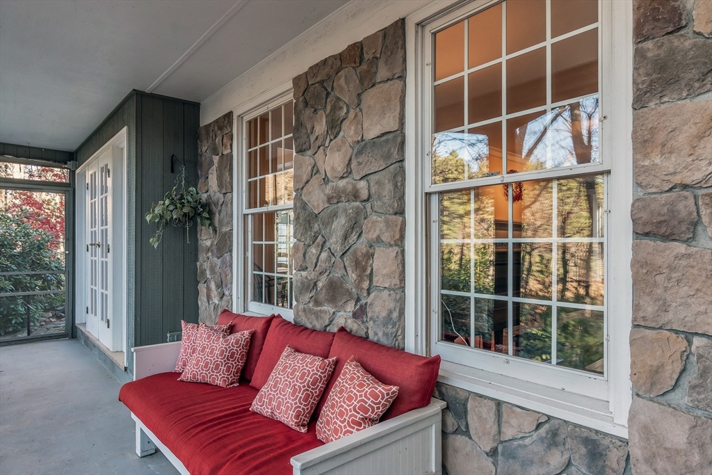 477 Main Street Boxford, MA 01921 - Photo 6 of 42