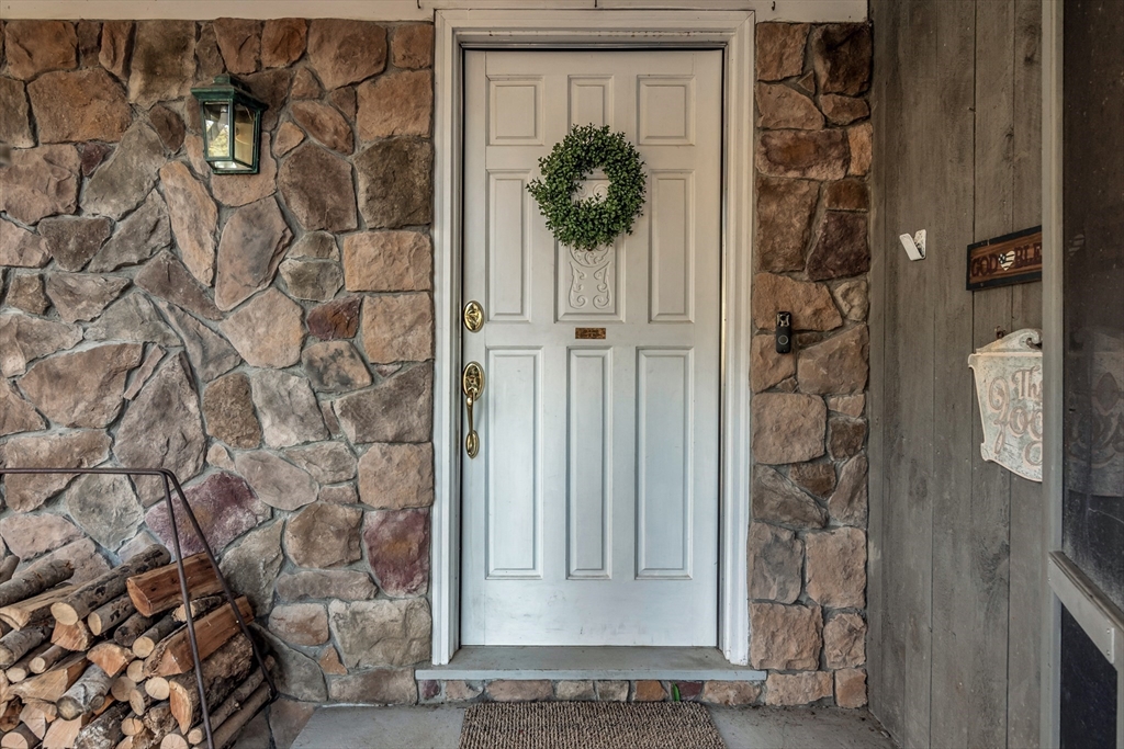 477 Main Street Boxford, MA 01921 - Photo 7 of 42