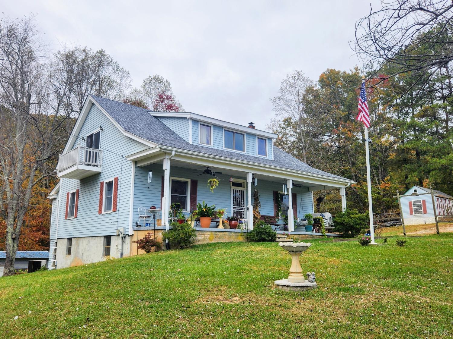 159 Buck Hill Drive Amherst, VA 24521 - Photo 5 of 31 a view of a yard in front of house