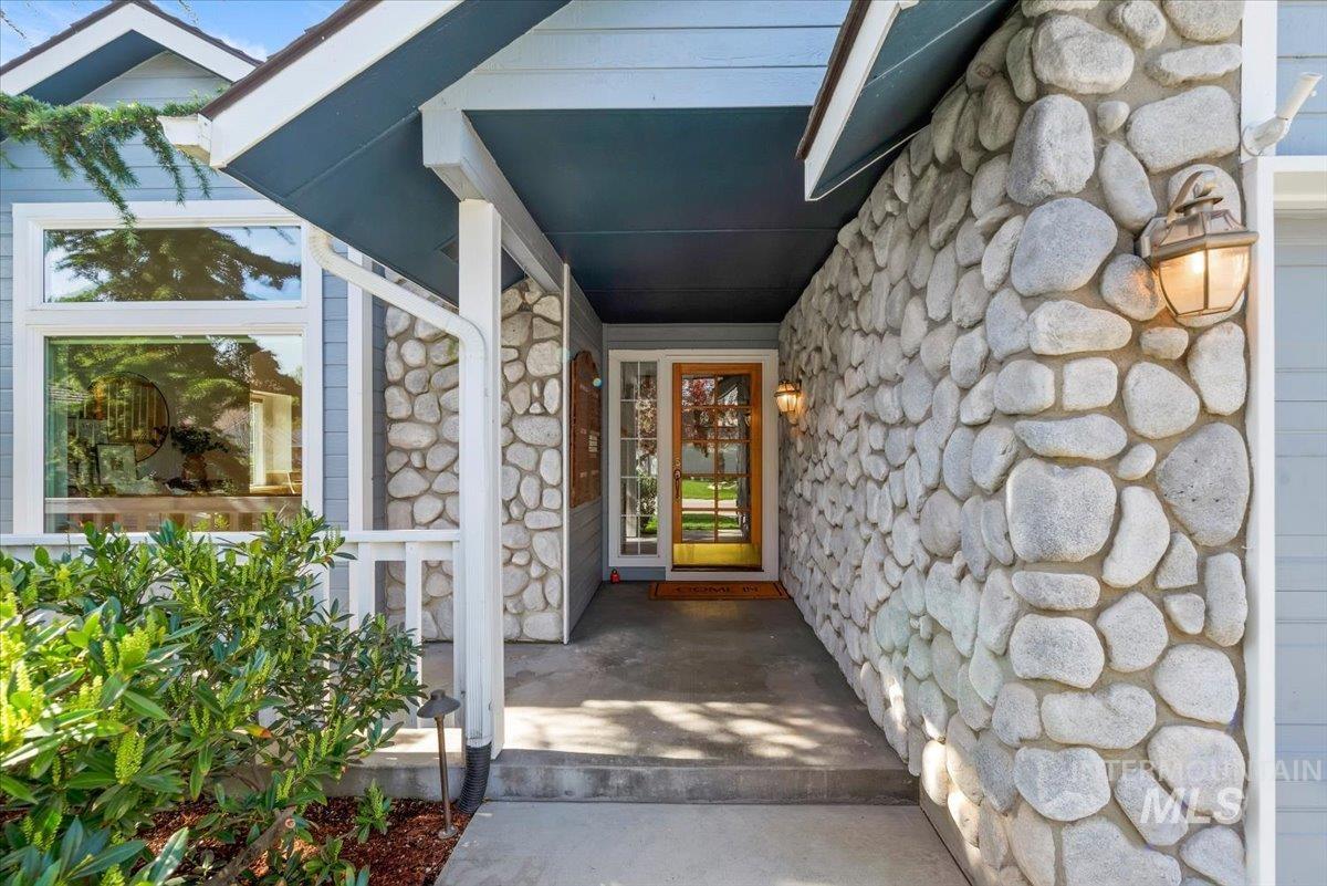 3925 South Sutton Way Boise, ID 83706 - Photo 5 of 40