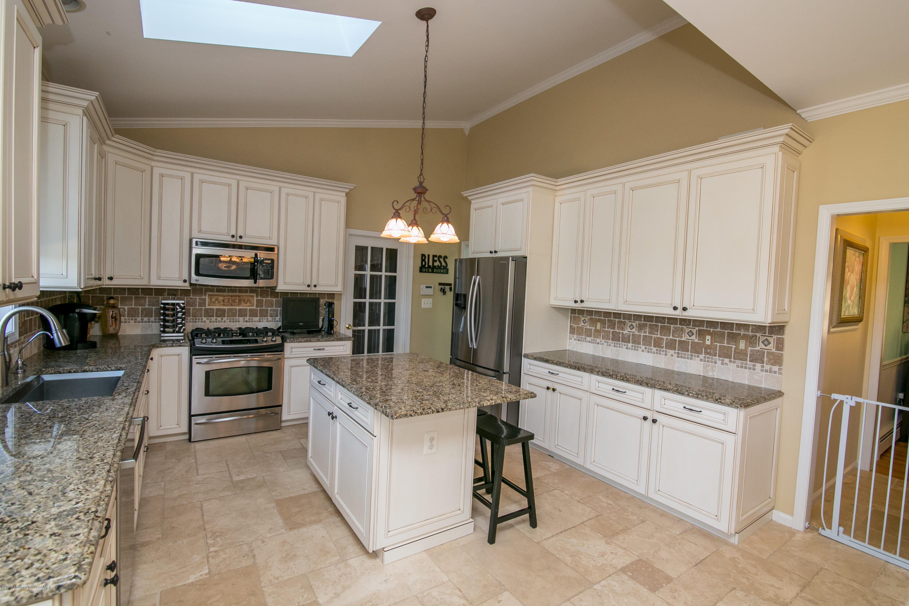 24 Leiden Road Freehold, NJ 07728 - Photo 8 of 45 3324LEIDEN RD FREEHOLD JEN KLEIN-