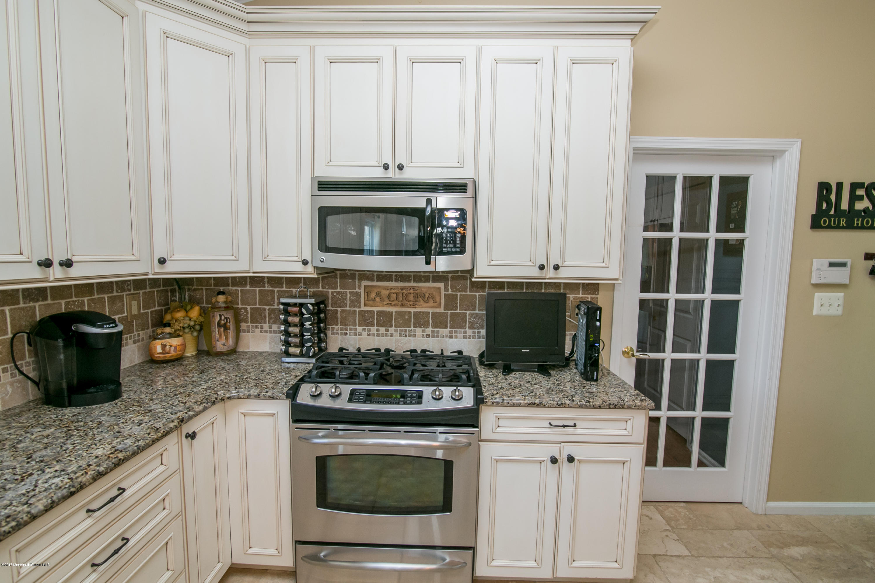24 Leiden Road Freehold, NJ 07728 - Photo 10 of 45 3124LEIDEN RD FREEHOLD JEN KLEIN-