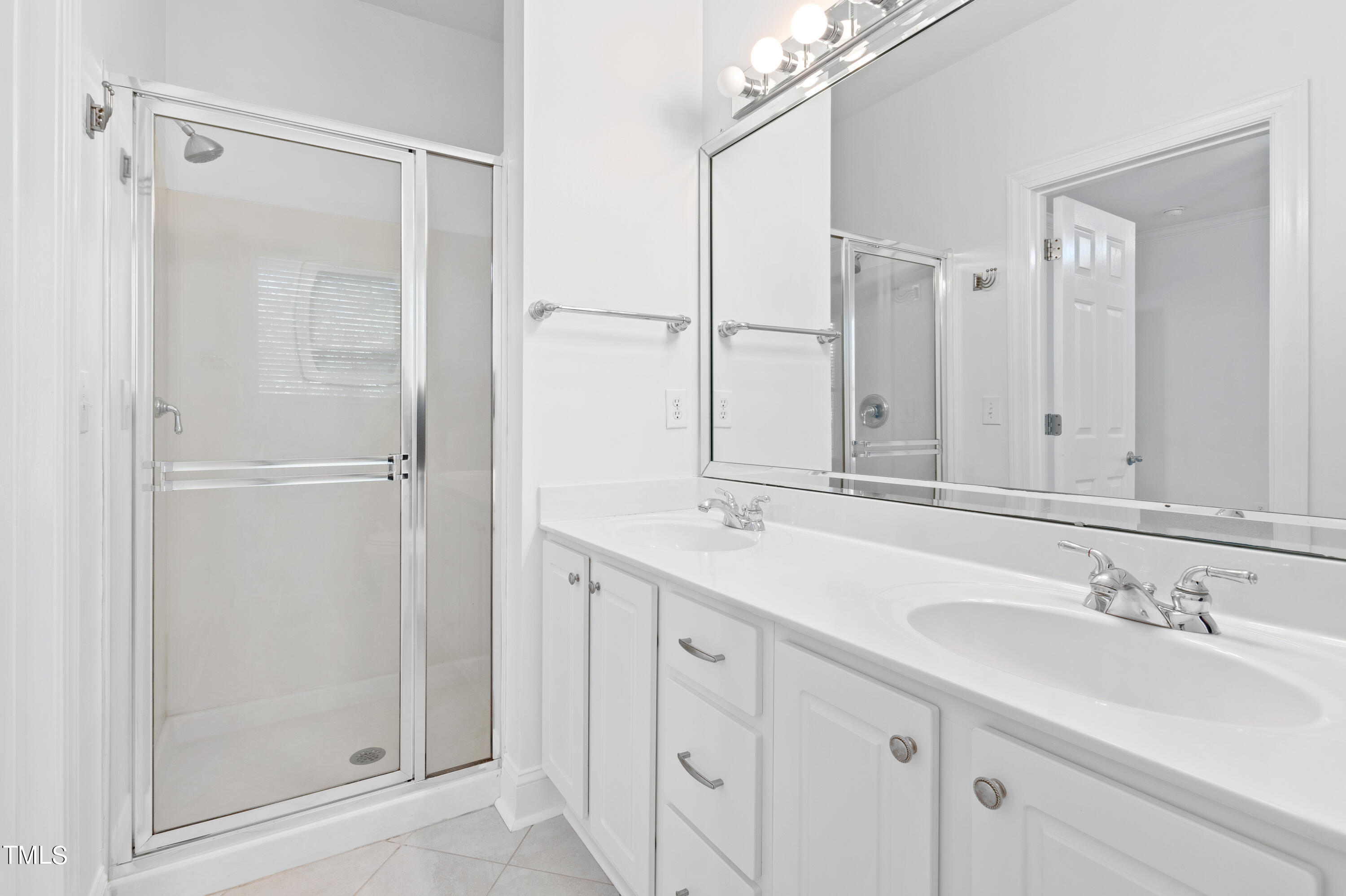 224 Ashton Hall Lane Raleigh, NC 27609 - Photo 28 of 36 Bathroom