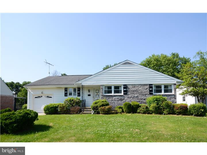 23 Roxboro Road Lawrenceville, NJ 08648 - Photo 1 of 16