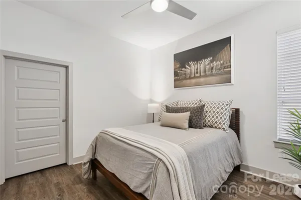 $2,224 | 905 Kenilworth Avenue, Unit B4A, Charlotte, NC 28204