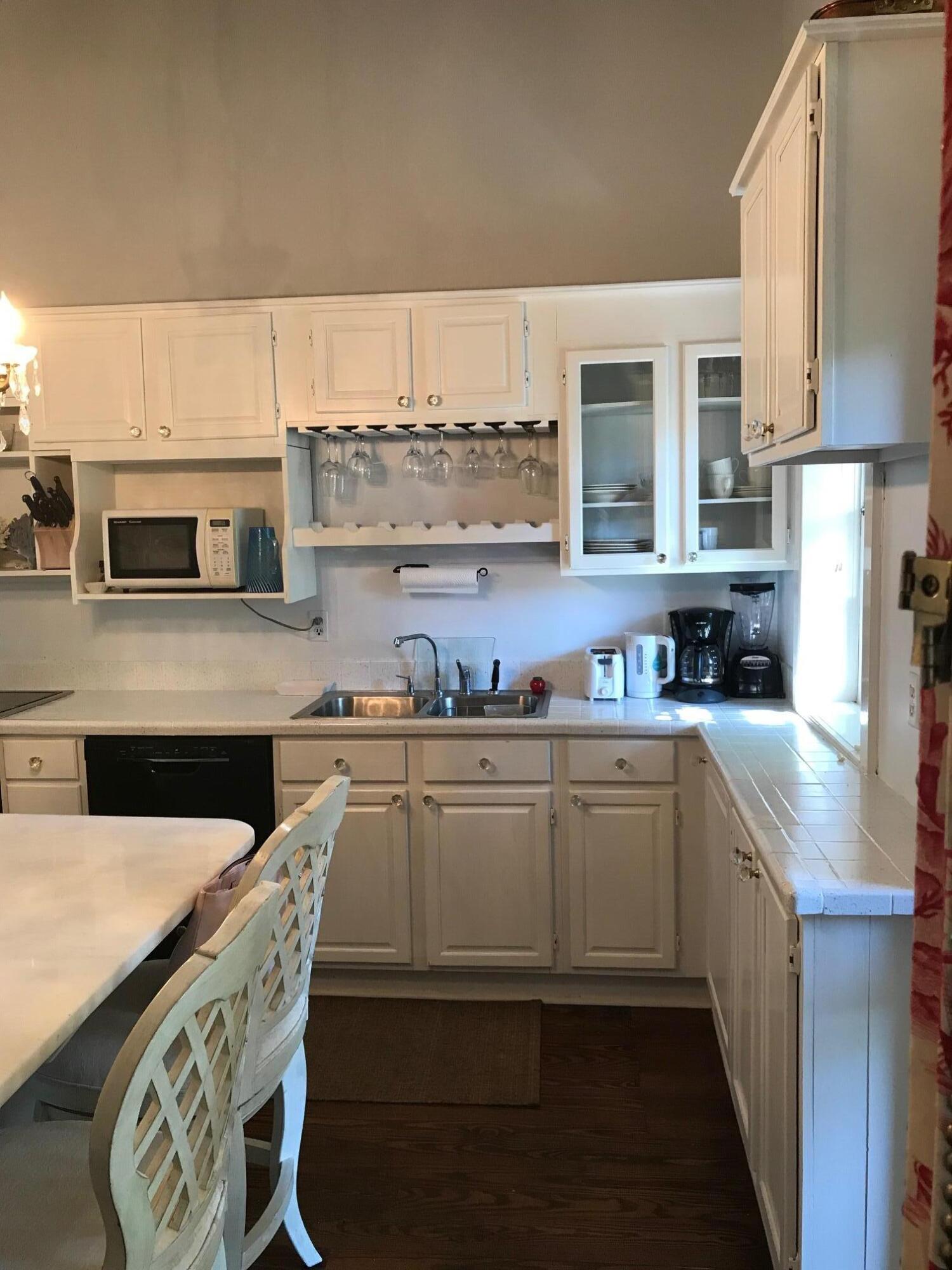 55 Hasell Street, Unit A Charleston, SC 29401 - Photo 16 of 27 IMG_5577