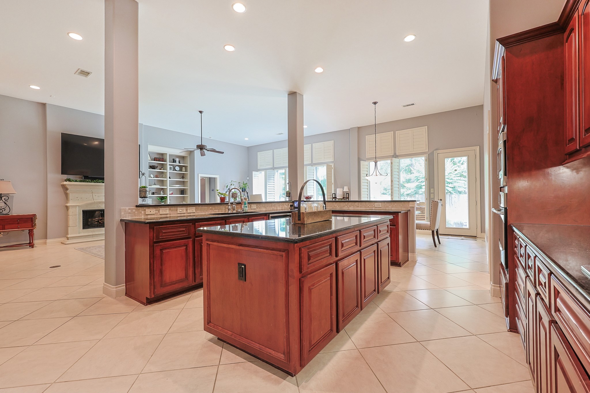 2318 Spring Lake Park Lane Spring, TX 77386 - Photo 13 of 32