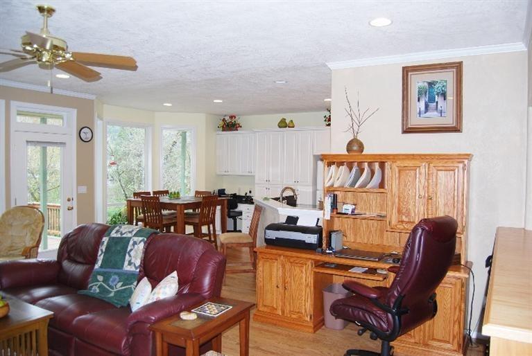 1946 Lampman Road Gold Hill, OR 97525 - Photo 7 of 34 Another view of Great Room, showing prox