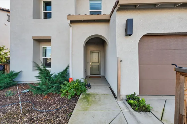 $575,000 | 1124 Elm Ter Way, Wheatland, CA 95692