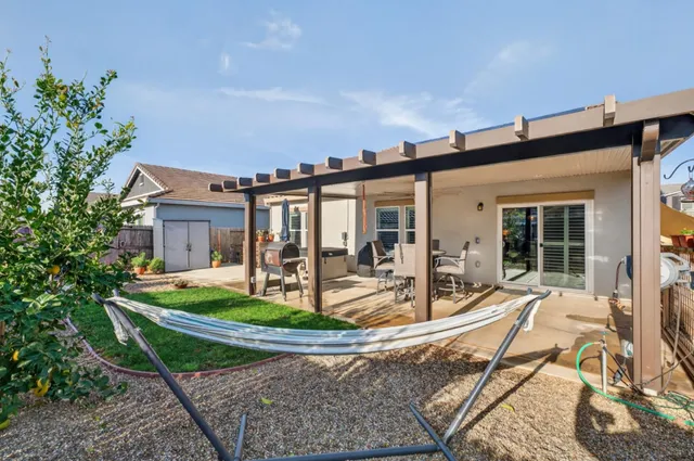 $575,000 | 1124 Elm Ter Way, Wheatland, CA 95692