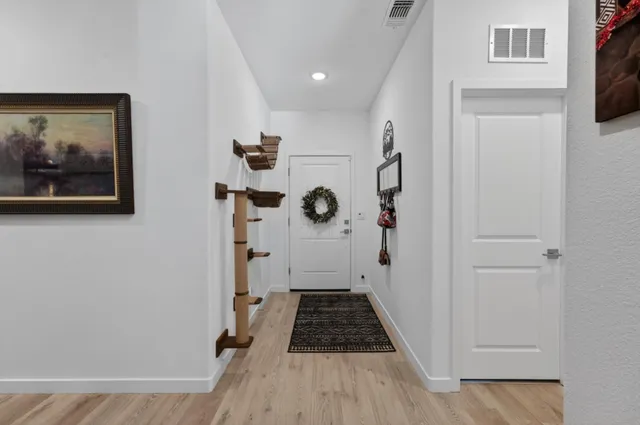 $575,000 | 1124 Elm Ter Way, Wheatland, CA 95692