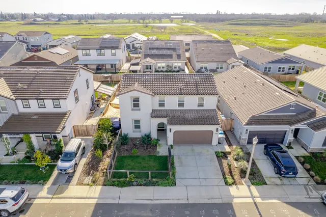 $575,000 | 1124 Elm Ter Way, Wheatland, CA 95692