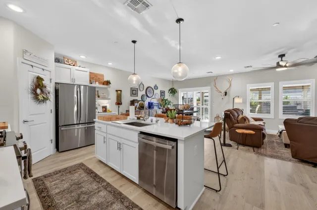 $575,000 | 1124 Elm Ter Way, Wheatland, CA 95692