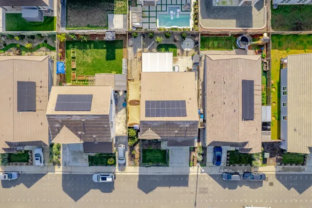 $575,000 | 1124 Elm Ter Way, Wheatland, CA 95692