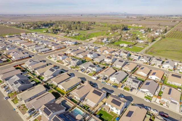 $575,000 | 1124 Elm Ter Way, Wheatland, CA 95692