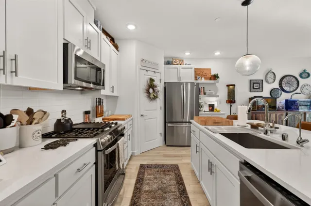 $575,000 | 1124 Elm Ter Way, Wheatland, CA 95692