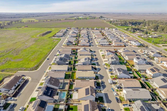 $575,000 | 1124 Elm Ter Way, Wheatland, CA 95692