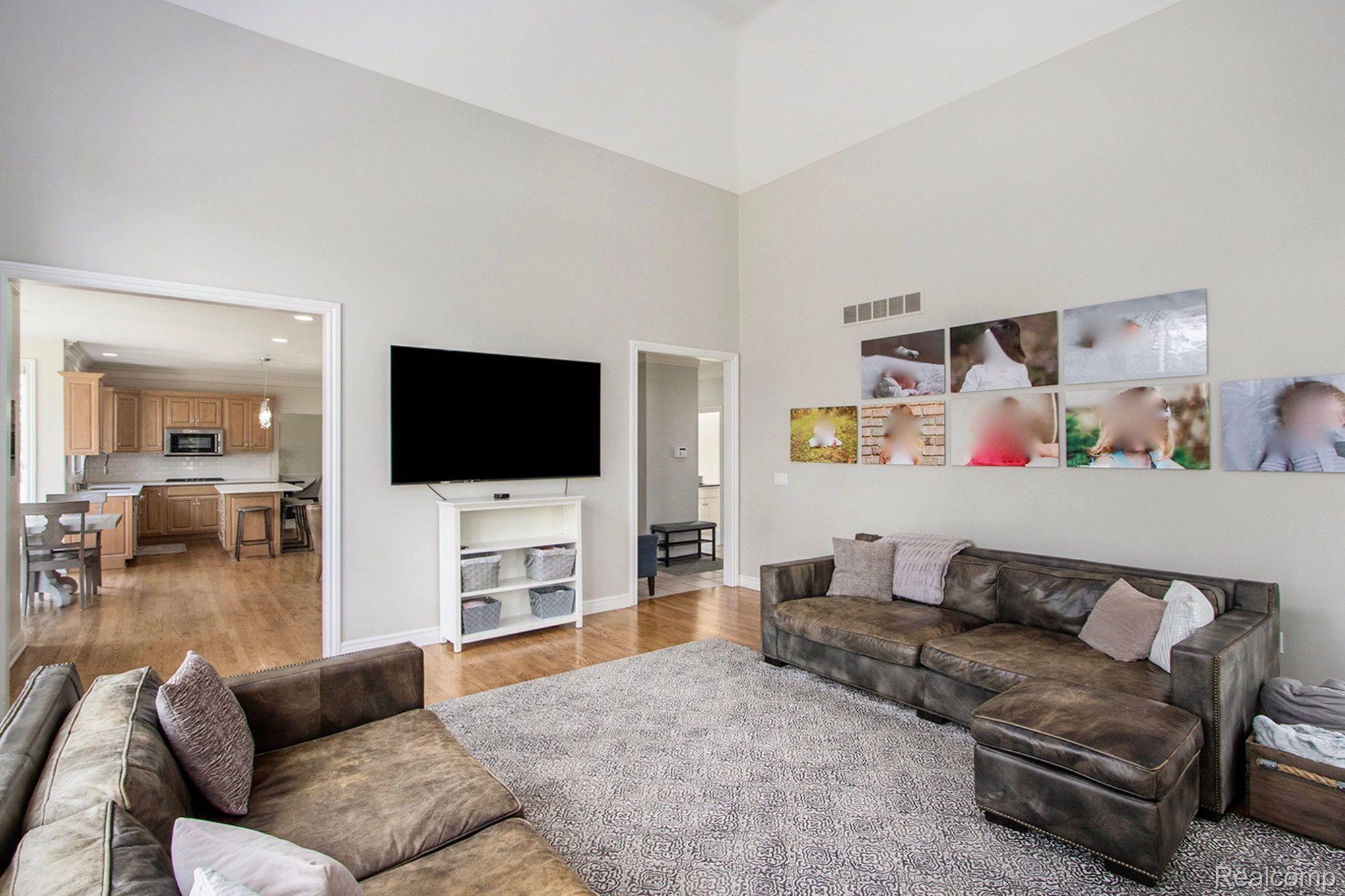 7907 Bridge Valley Clarkston, MI 48348 - Photo 17 of 62 Gallery Image 17