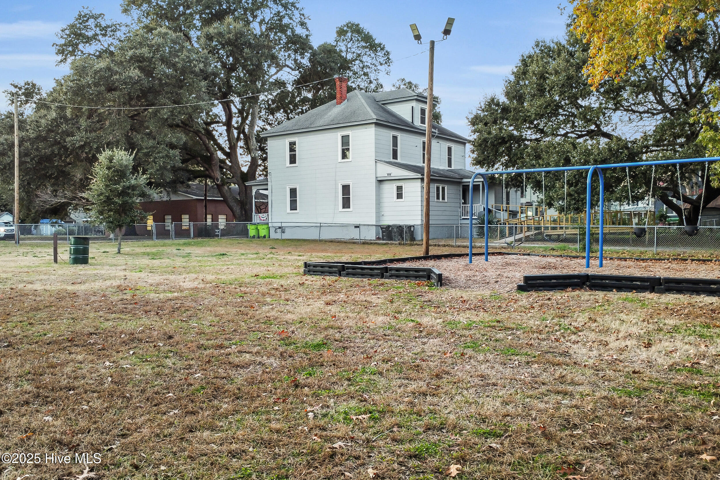 1110 North Pasteur Street, Unit C New Bern, NC 28560 - Photo 37 of 44 37_7