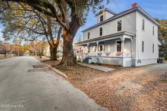 $1,275 | 1110 North Pasteur Street, Unit C, New Bern, NC 28560