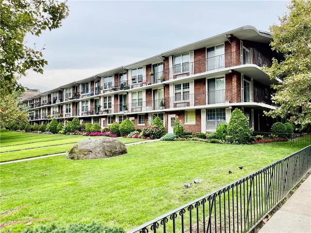 $345,000 | 9965 Shore Road, Unit 6C | Bay Ridge