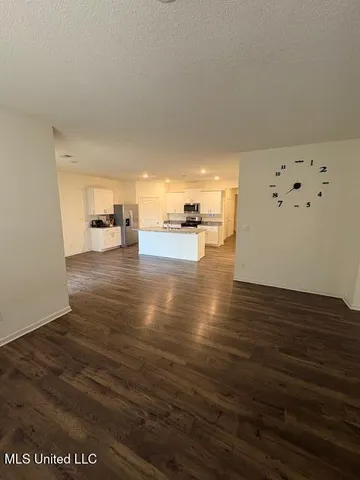 $295,000 | 8833 Ruth Ann Cove, Southaven, MS 38671