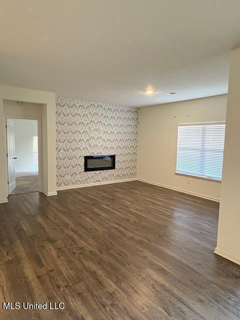 8833 Ruth Ann Cove Southaven, MS 38671 - Photo 8 of 15 Fireplace