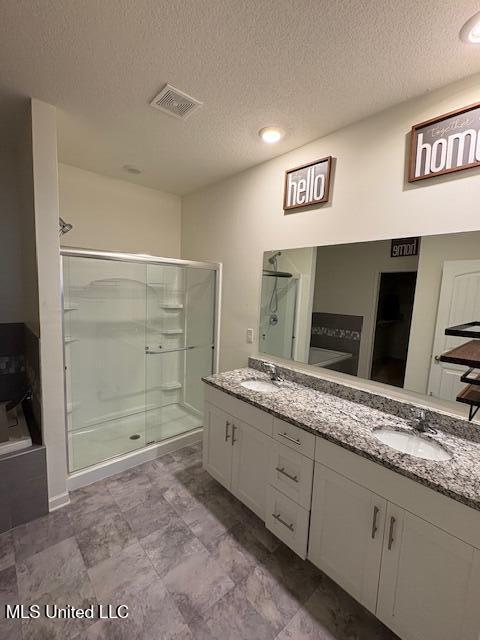 8833 Ruth Ann Cove Southaven, MS 38671 - Photo 10 of 15 Master Shower