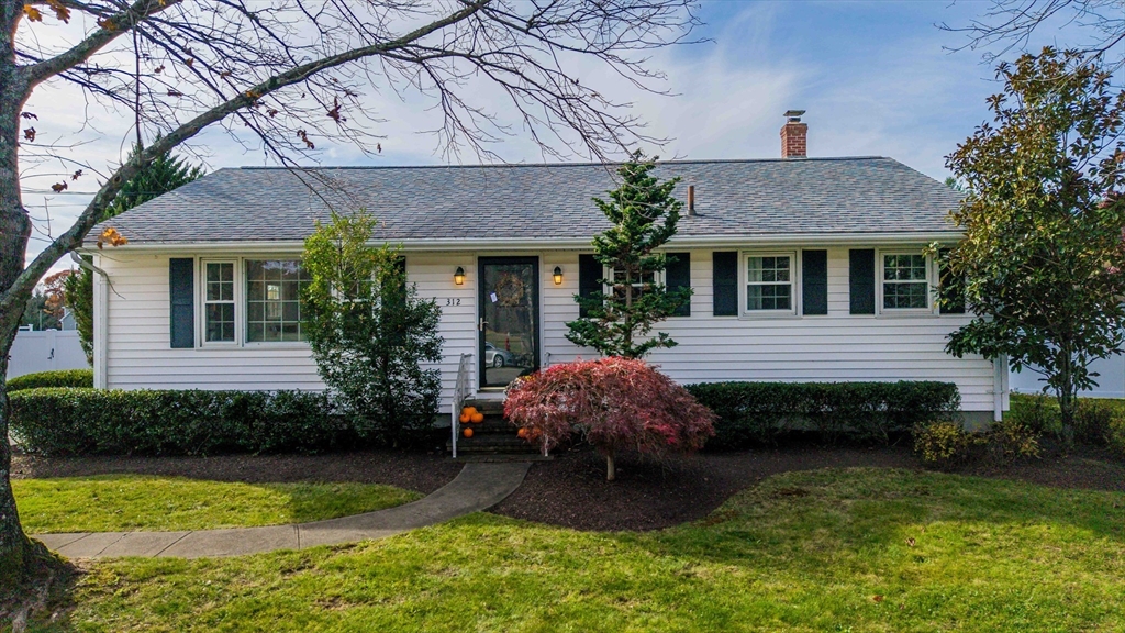 312 New Boston Road Fairhaven, MA 02719 - Photo 1 of 37 Gallery Image 1