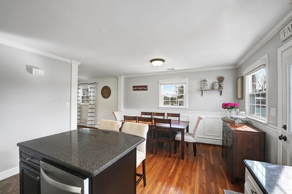 312 New Boston Road Fairhaven, MA 02719 - Photo 12 of 37 Gallery Image 12