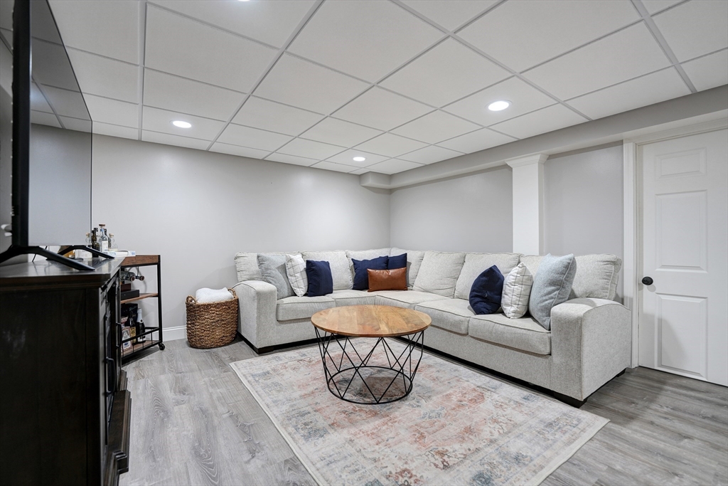 312 New Boston Road Fairhaven, MA 02719 - Photo 24 of 37 Gallery Image 24