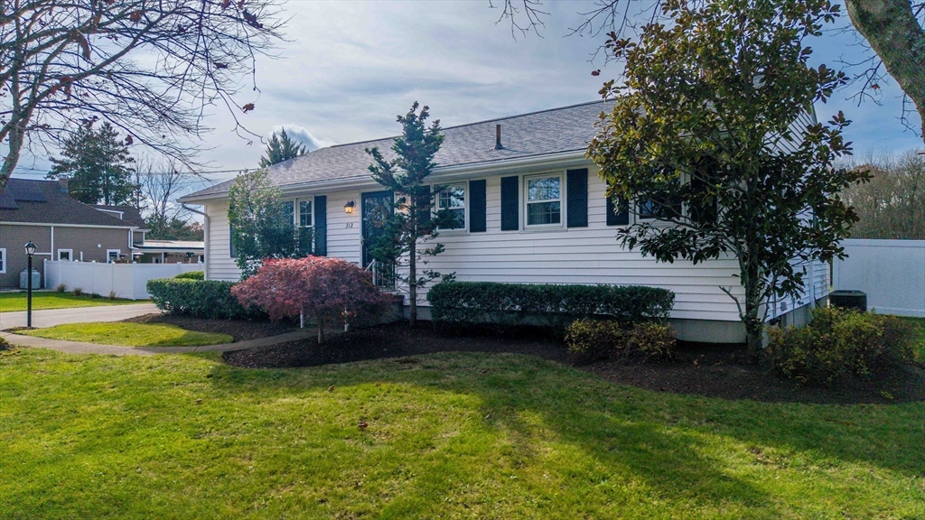 312 New Boston Road Fairhaven, MA 02719 - Photo 30 of 37 Gallery Image 30