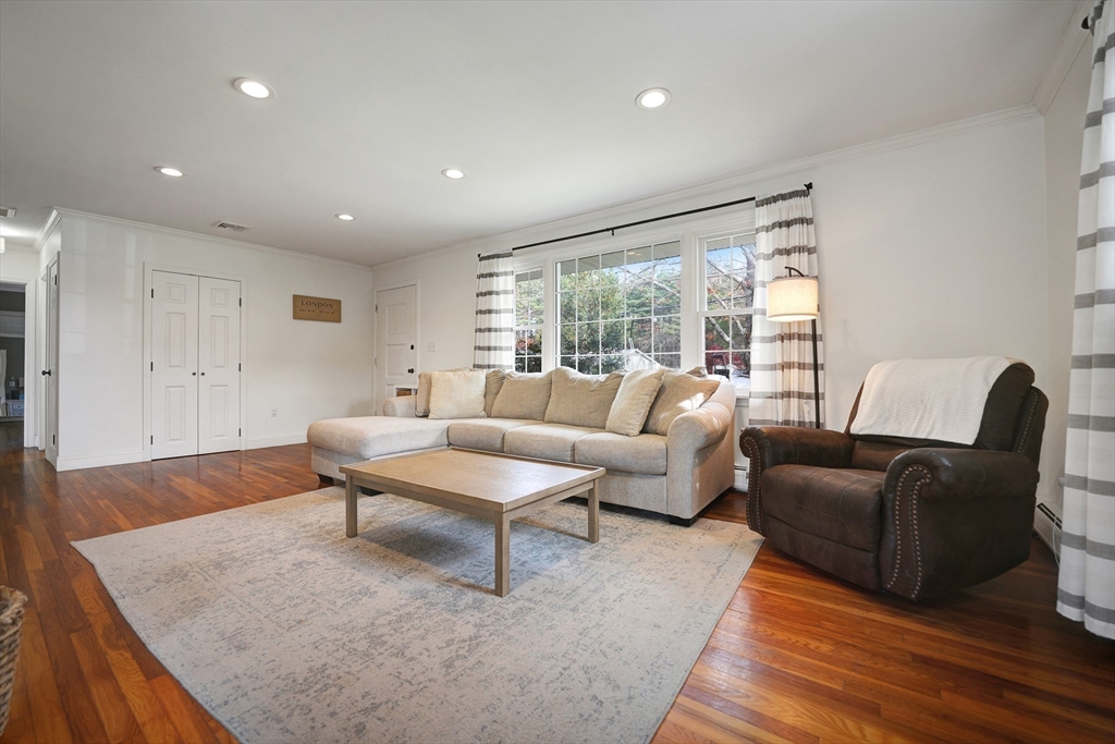 312 New Boston Road Fairhaven, MA 02719 - Photo 9 of 37 Gallery Image 9