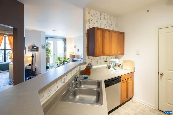 $309,000 | 750 Walker Square, Unit 3D, Charlottesville, VA 22903