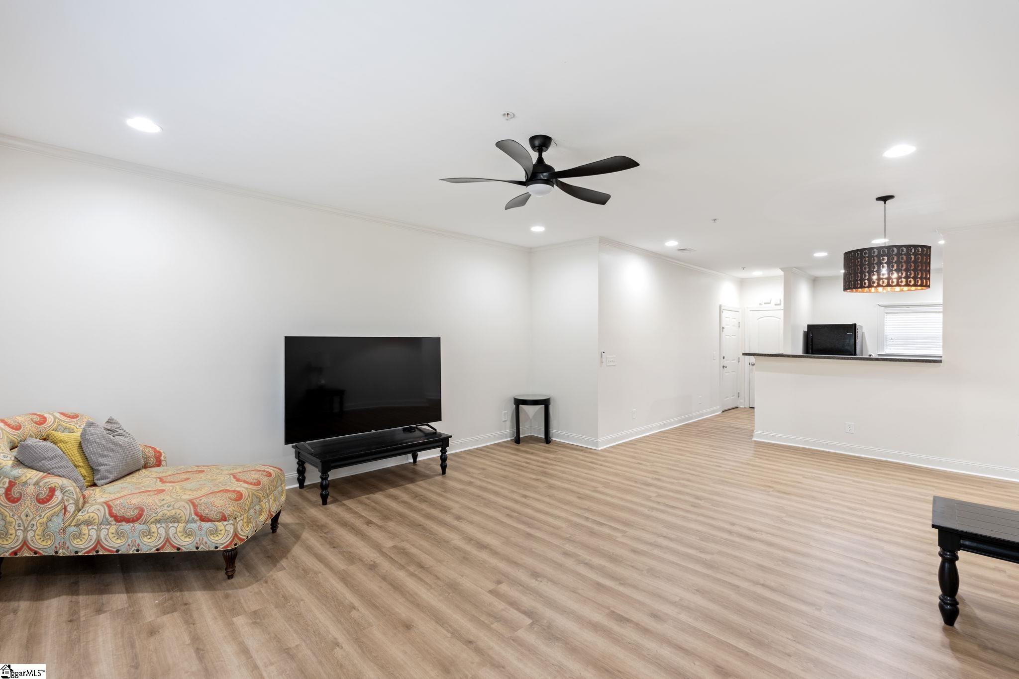 348 Easterlin Way Greenville, SC 29607 - Photo 13 of 29