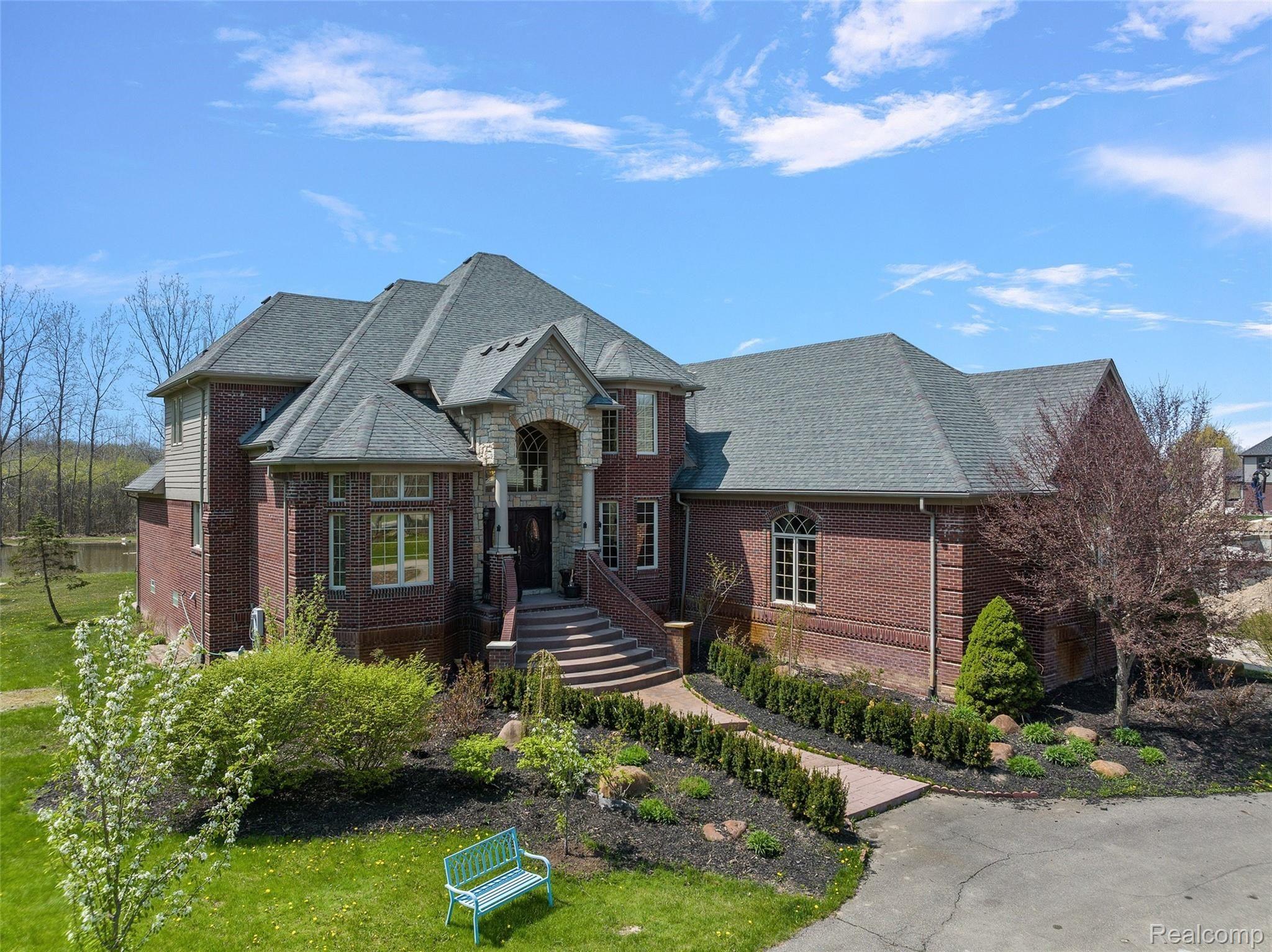 62031 Romeo Plank Road Ray, MI 48096 - Photo 3 of 47 RM 2.jpeg