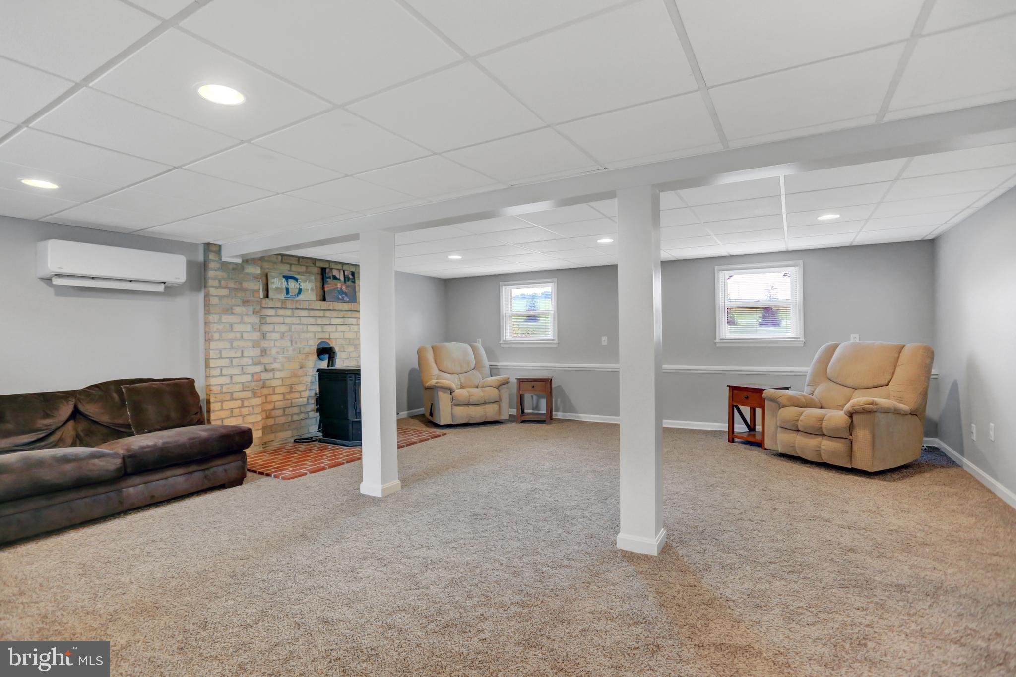955 Falling Spring Road Chambersburg, PA 17202 - Photo 33 of 52 family room