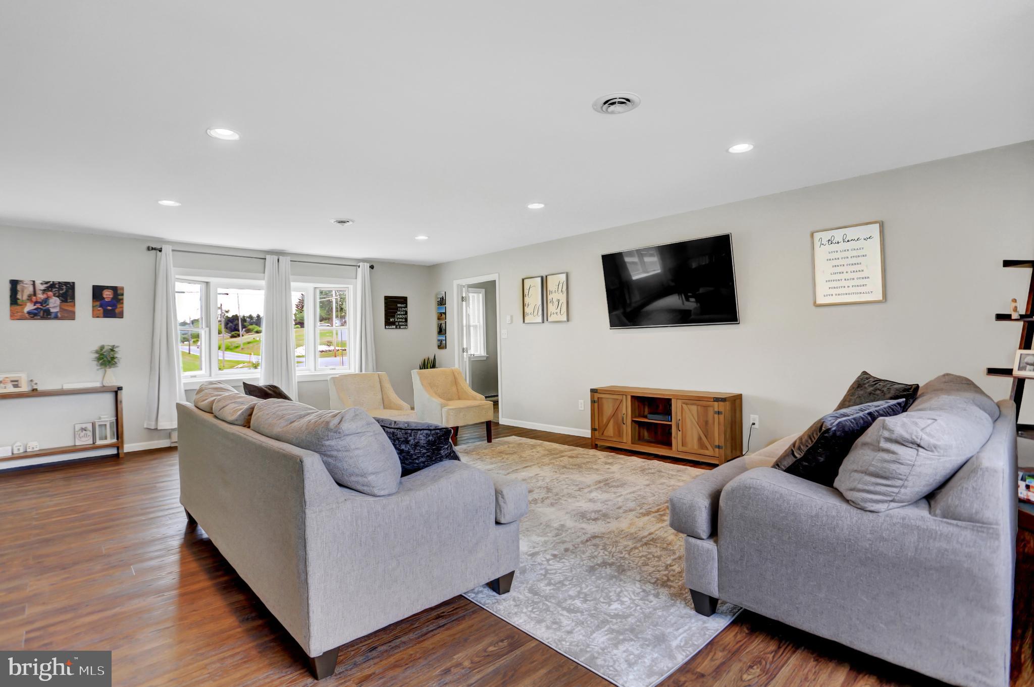 955 Falling Spring Road Chambersburg, PA 17202 - Photo 9 of 52 living room
